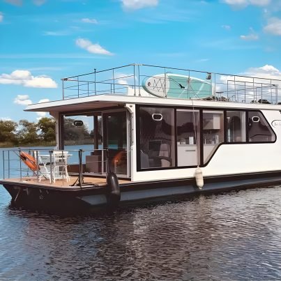 Customized Floating House villa residence luxury prefab houseboat pontoon home